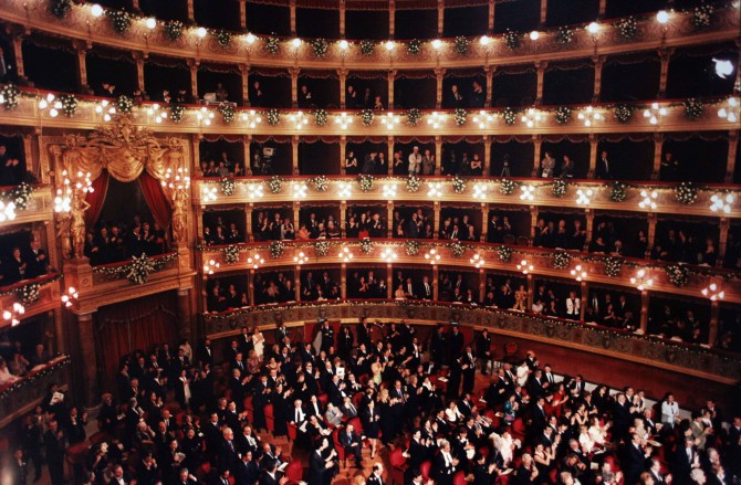 Platea-serata-inaugurale-1-670x439