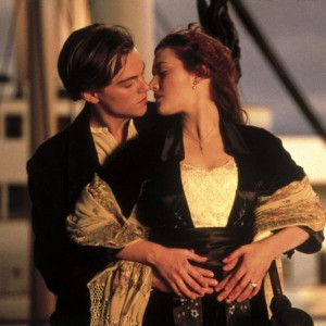 3-titanic-bacio1