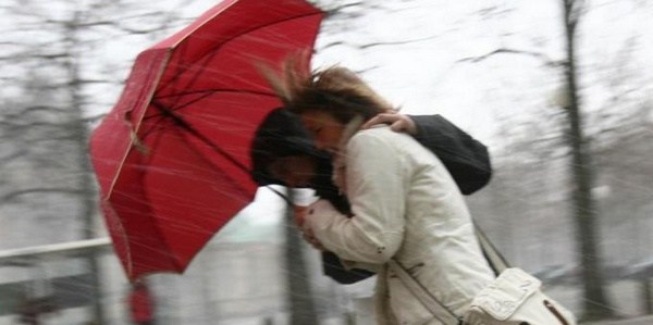 In Sicilia in arrivo forti venti di burrasca e mareggiate