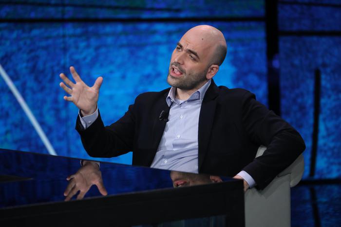 Lo scrittore Roberto Saviano ospite della trasmissione "Che tempo che fa" condotta su Rai1 da Fabio Fazio. Milano 3 Giugno 2018
ANSA / MATTEO BAZZI