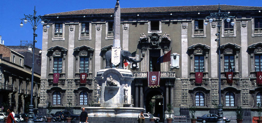 palazzo-degli-elefanti_06_870x526OK-870x410