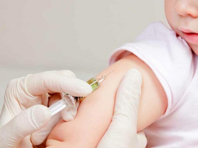 Vaccini, per entrare in classe potrebbe bastare autocertificazione