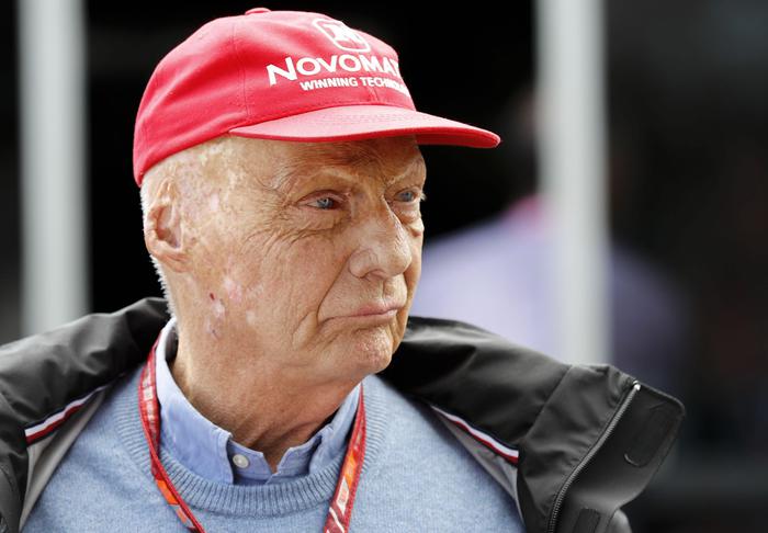 epa06628086 Formula One legend and three-time World Champion Niki Lauda is seen in the paddock ahead of the 2018 Formula One Grand Prix of Australia at Albert Park circuit in Melbourne, Australia, 25 March 2018.  EPA/DAVE ACREE AUSTRALIA AND NEW ZEALAND OUT