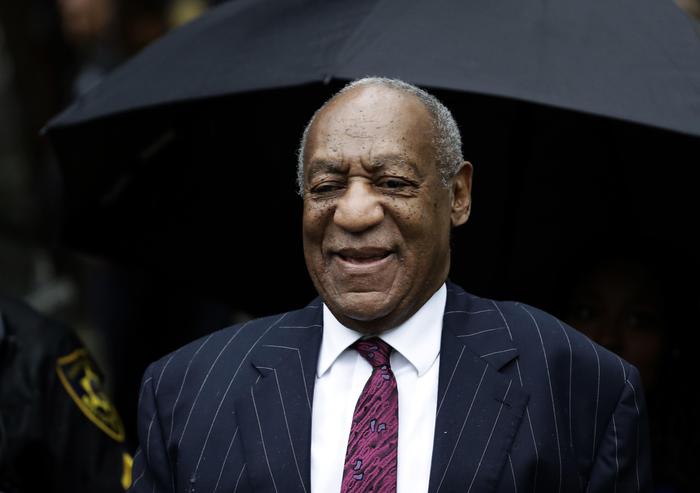 Bill Cosby arrives for his sentencing hearing at the Montgomery County Courthouse, Tuesday, Sept. 25, 2018, in Norristown, Pa. (ANSA/AP Photo/Matt Slocum) [CopyrightNotice: Copyright 2018 The Associated Press. All rights reserved]