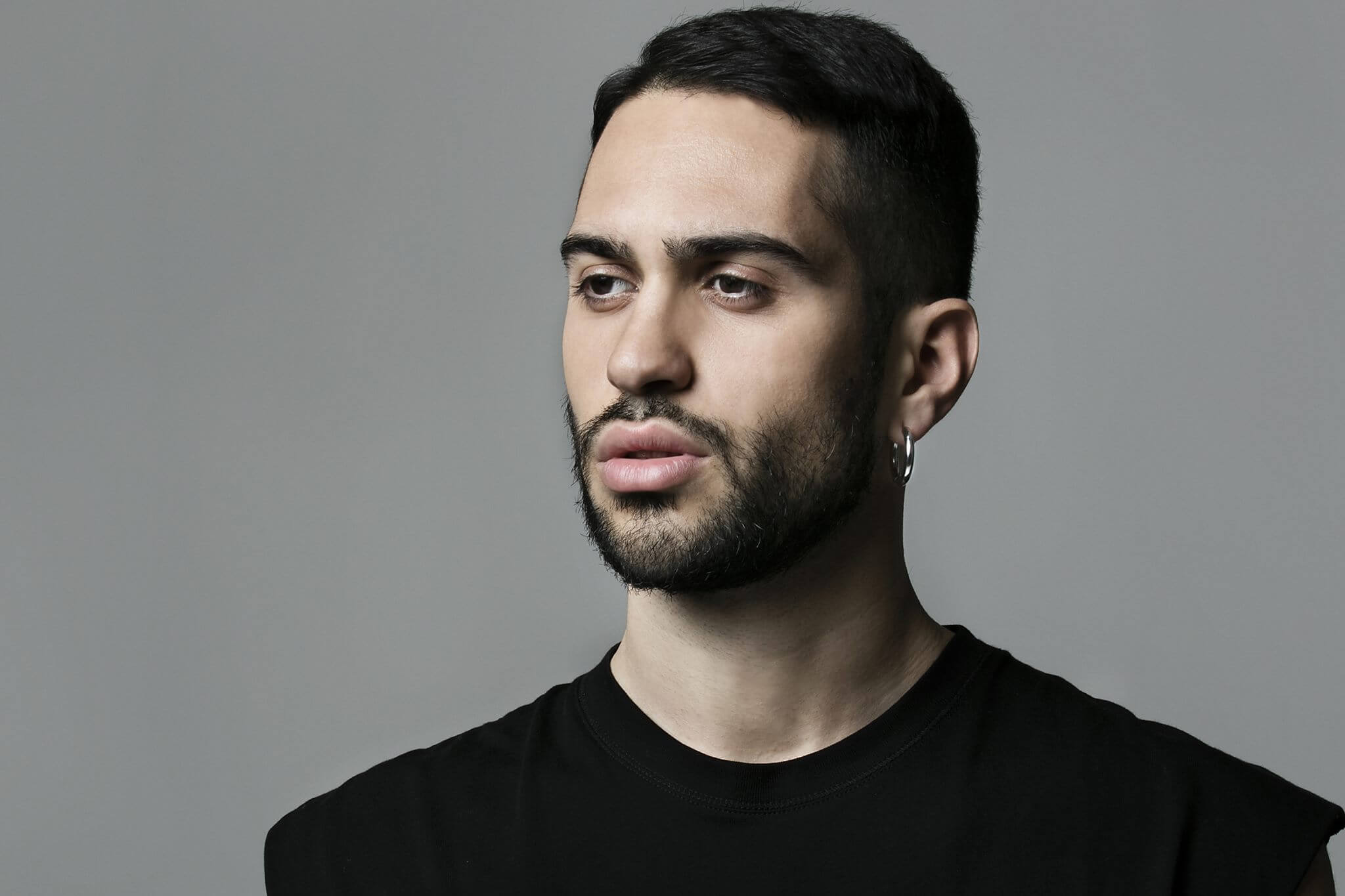 Mahmood, “Soldi” svetta in tutte le classifiche e lui annuncia: «Parteciperò all’Eurovision»