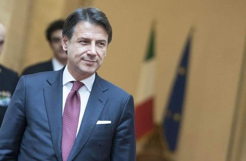 Conte: “Auspico la formazione di un governo politico”